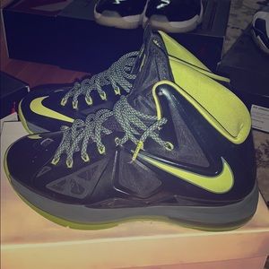 Nike LeBron X “dunkman” size 10.5